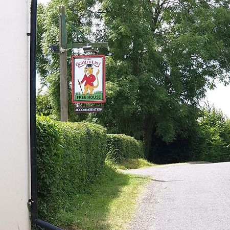 The Old Red Lion Hotel Bruton Exterior foto